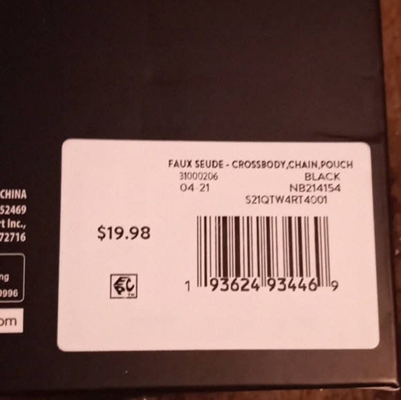 NO BOUNDARIES 3 PC GIFT SET CELLPHONE CROSSBODY W/CHAIN STRAP  AND POUCH - Picture 3 of 6